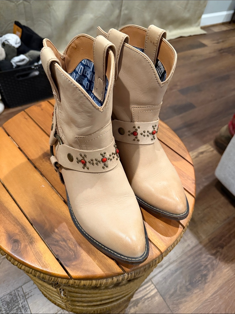 Dingo women’s Silverada western booties